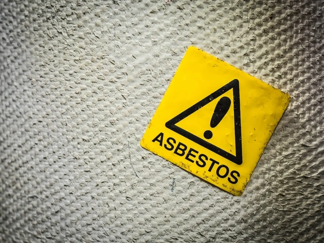 You are currently viewing Do you think that if you are buying a new building or house is it free of asbestos?